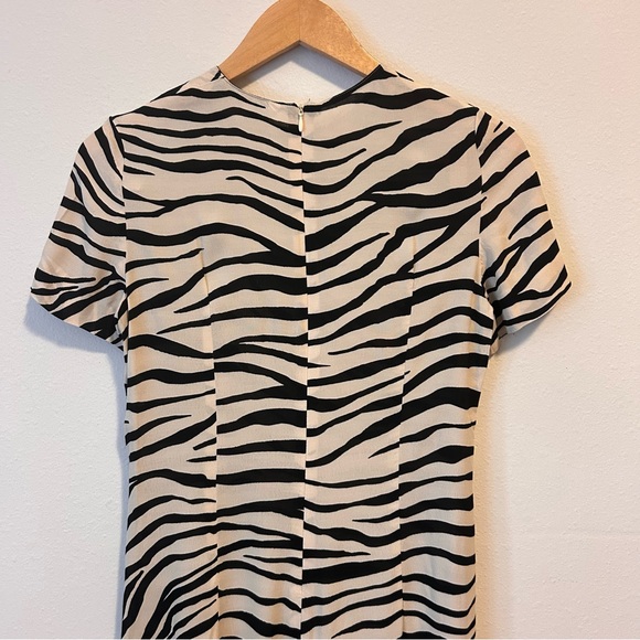 Zara XSmall Women’s Black Zebra Print Crewneck Zipper Midi Dress - Picture 7 of 10